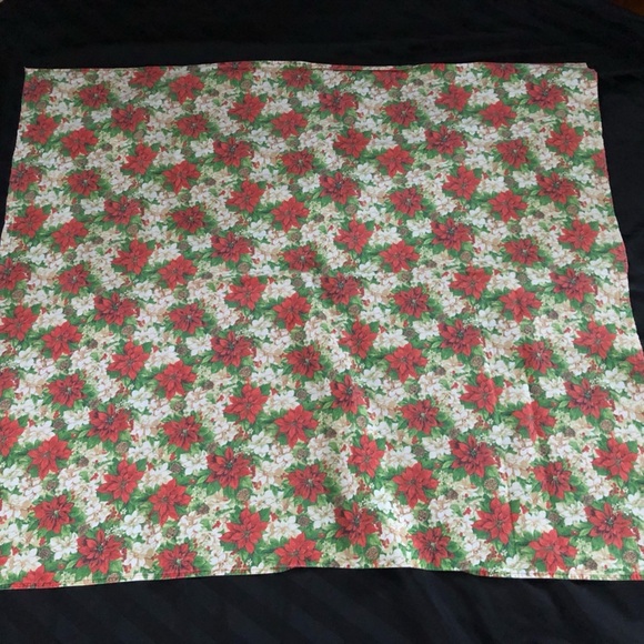 Vtg Holiday Print Tablecloth - Picture 6 of 6